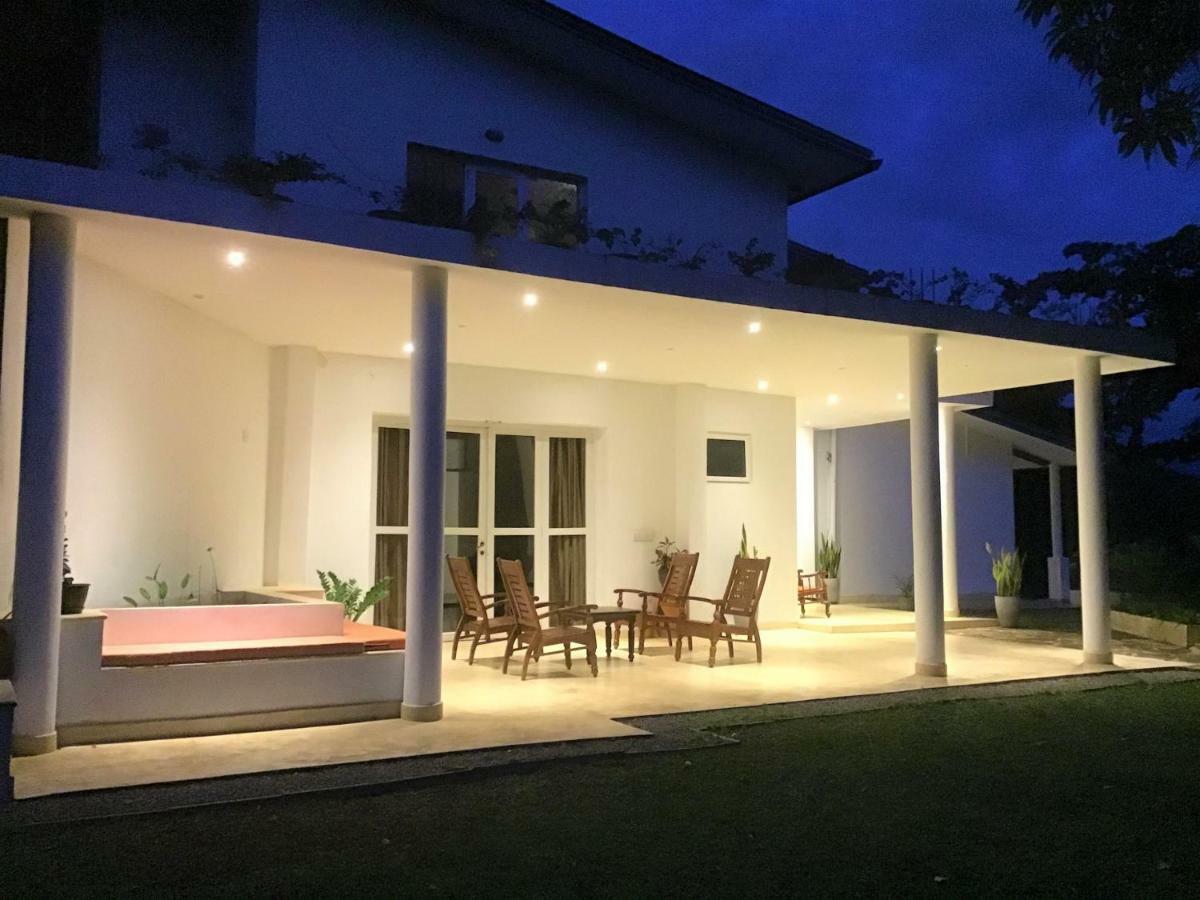Amandari Holiday Villa Gelioya 외부 사진